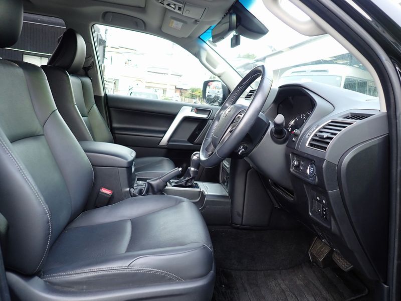 2021 Toyota Land Cruiser Prado 3BA-TRJ150W (UW-6a98d90f76359)[21]