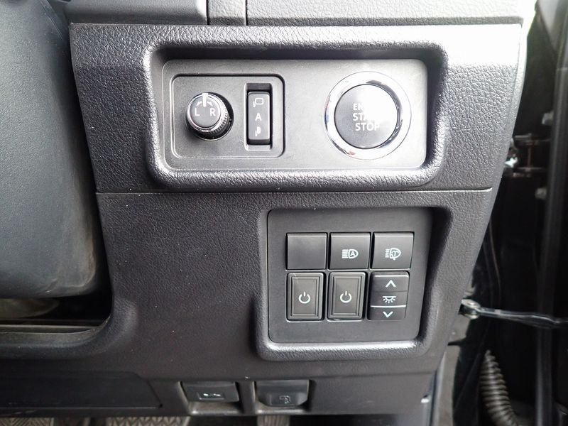 2021 Toyota Land Cruiser Prado 3BA-TRJ150W (UW-6a98d90f76359)[33]