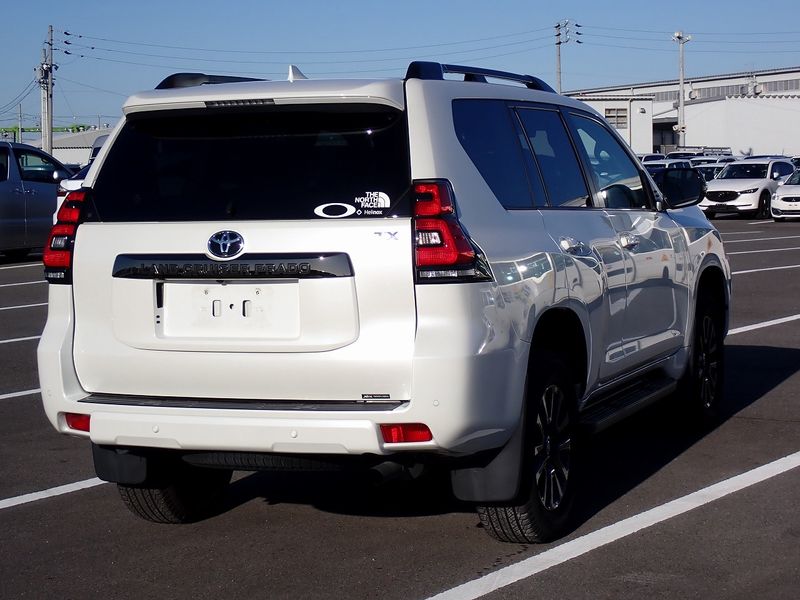 2022 Toyota Land Cruiser Prado 3BA-TRJ150W (UW-6a98d9112ba22)[4]
