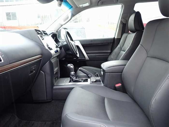 2022 Toyota Land Cruiser Prado 3BA-TRJ150W (UW-6a98d911c55c3)[12]
