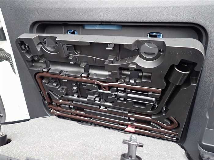 2022 Toyota Land Cruiser Prado 3BA-TRJ150W (UW-6a98d911c55c3)[16]