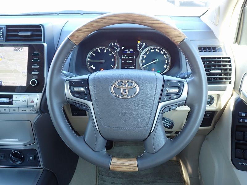 2022 Toyota Land Cruiser Prado 3BA-TRJ150W (UW-6a98d912810ab)[30]