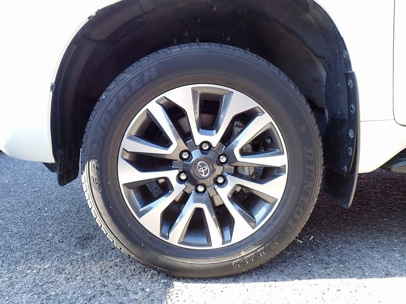 2022 Toyota Land Cruiser Prado 3BA-TRJ150W (UW-6a98d912810ab)[11]