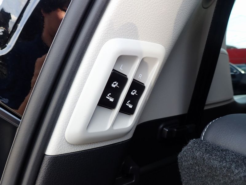 2022 Toyota Land Cruiser Prado 3BA-TRJ150W (UW-6a98d913a92c5)[45]