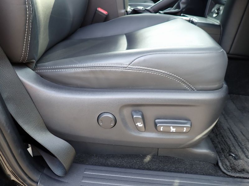 2022 Toyota Land Cruiser Prado 3BA-TRJ150W (UW-6a98d913a92c5)[29]