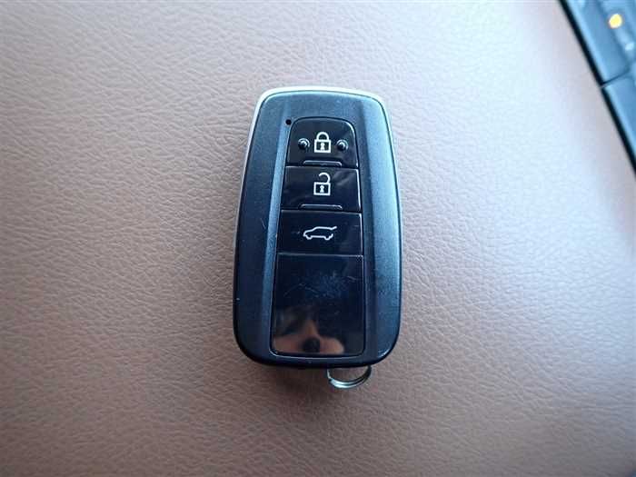 2022 Toyota Land Cruiser Prado 3BA-TRJ150W (UW-6a98d913e273e)[23]