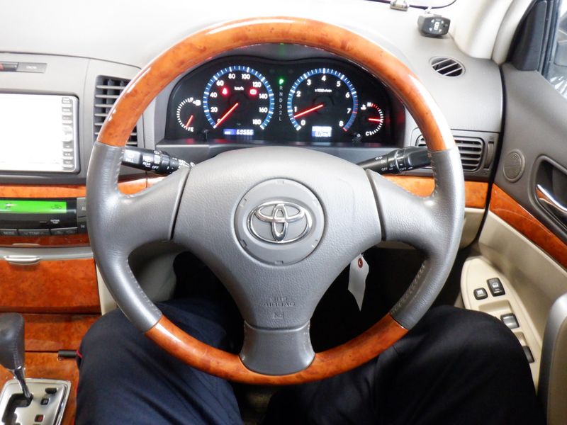 2005 Toyota Premio DBA-ZZT240 (UW-mtkx349tevmg)[29]