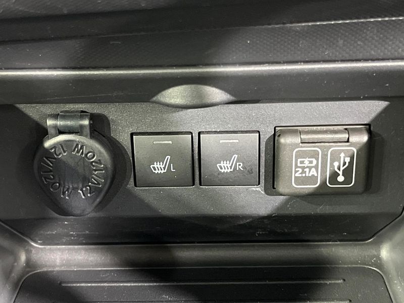 2019 Daihatsu Rocky 5BA-A200S (UW-6a98e37e089b8)[16]
