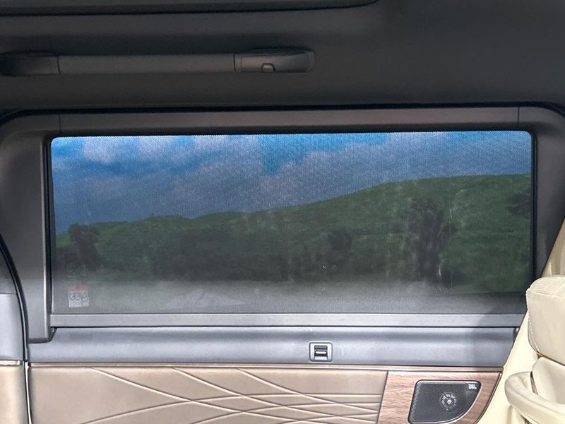2025 Toyota Alphard Hybrid 6AA-AAHH40W (UW-6a98e39841ef0)[25]