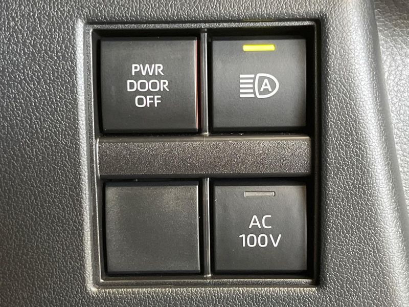 2024 Toyota Alphard Hybrid 6AA-AAHH40W (UW-6a98e39a9bee6)[25]