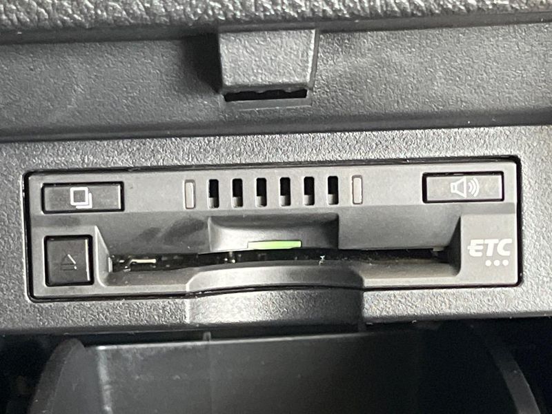 2018 Toyota Vellfire DBA-AGH30W (UW-6a98e3af30bdd)[24]