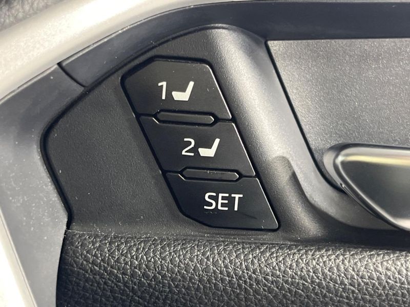 2023 Toyota RAV4 6AA-AXAH54 (UW-6a98e3e0abd96)[24]
