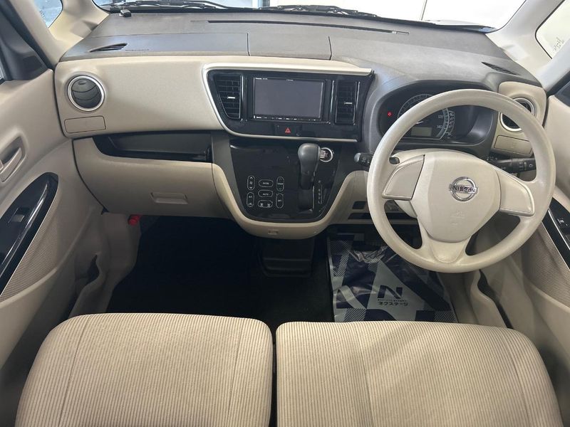 2019 Nissan DAYZ ROOX DBA-B21A (UW-6a98e40ea581a)[29]