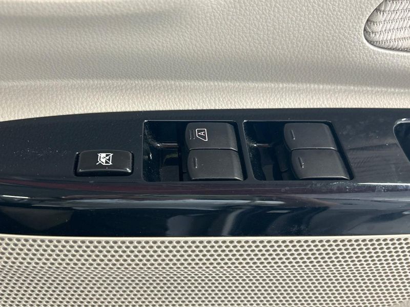 2019 Nissan DAYZ ROOX DBA-B21A (UW-6a98e40ea581a)[12]