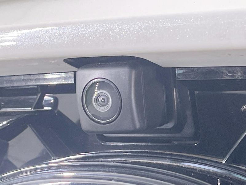 2025 Mazda CX-30 5AA-DMEJ3R (UW-6a98e46223f5f)[5]