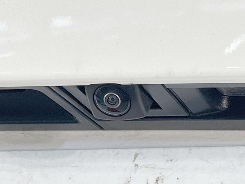 2025 Mazda CX-30 5AA-DMEJ3R (UW-6a98e46223f5f)[25]