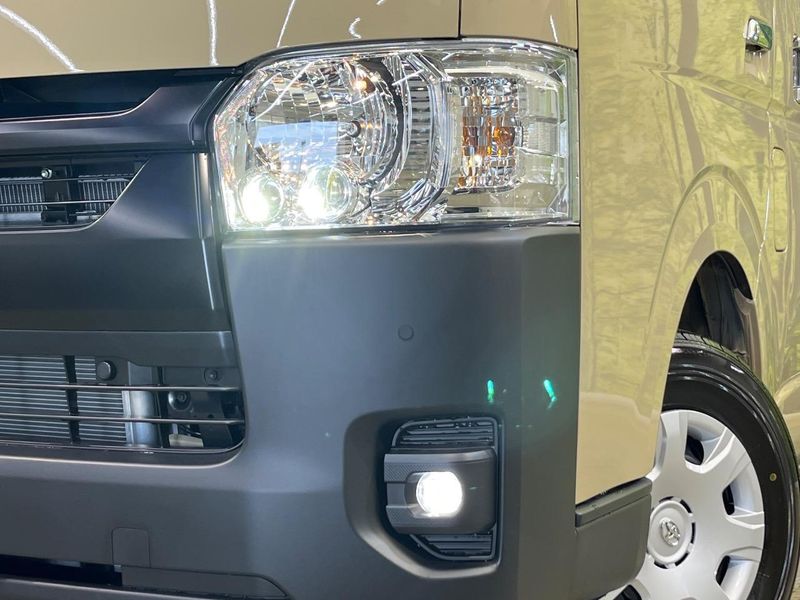 2026 Toyota Hiace Van 3DF-GDH206V (UW-6a98e48eb30c2)[7]