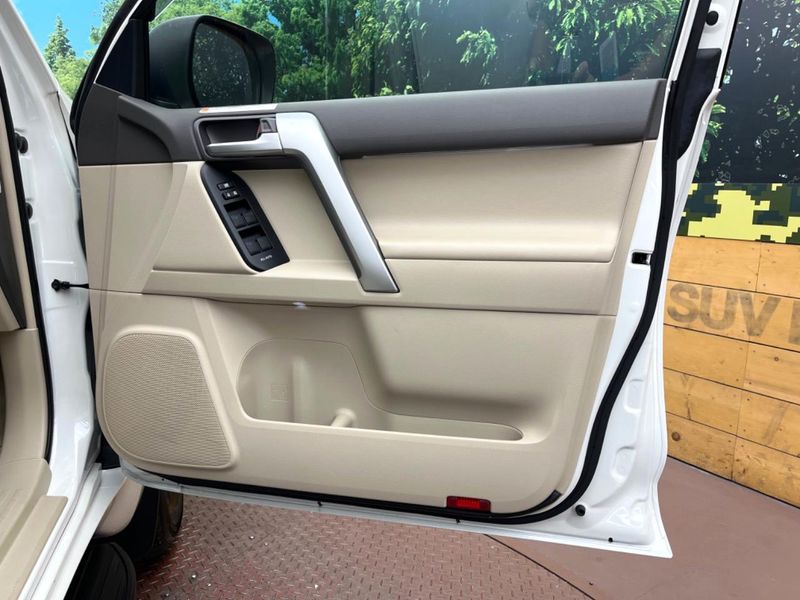 2023 Toyota Land Cruiser Prado 3DA-GDJ150W (UW-6a98e48fa3de0)[28]