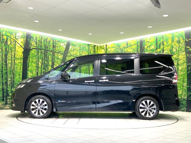 2016 Nissan Serena DAA-GFC27 (UW-6a98e495b5463)[13]