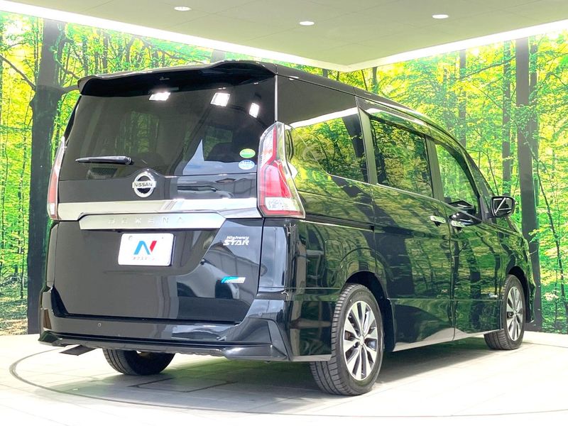 2016 Nissan Serena DAA-GFC27 (UW-6a98e495b5463)[10]
