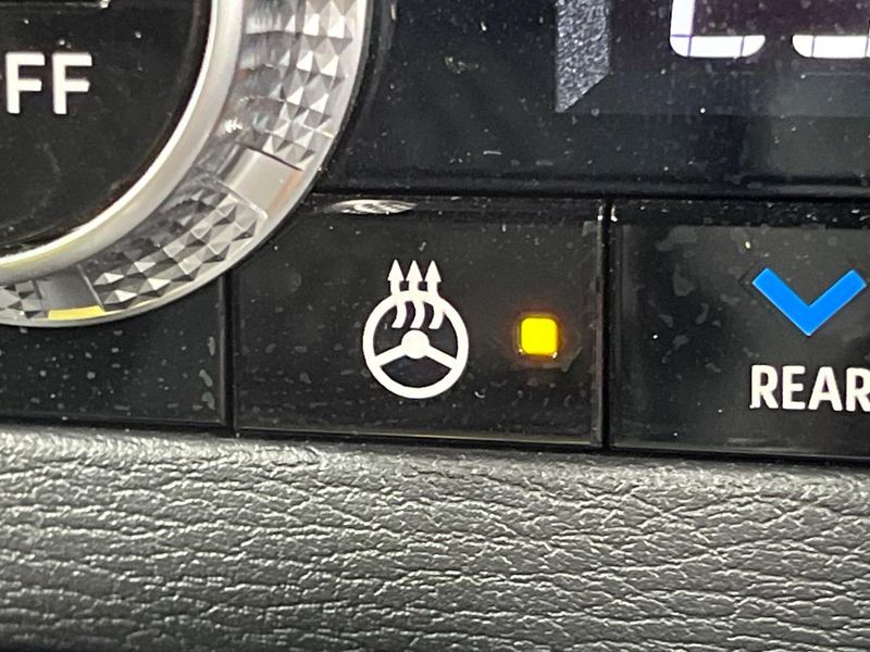 2022 Mitsubishi OUTLANDER PHEV 5LA-GN0W (UW-6a98e4ace7396)[24]