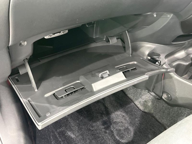 2020 Nissan Note DAA-HE12 (UW-6a98e4db56e52)[9]