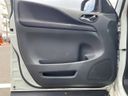 2016 Nissan Serena DAA-HFC26 (UW-6a98e4ec0c3b1)[28]