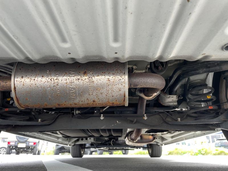 2016 Nissan Serena DAA-HFC26 (UW-6a98e4ec0c3b1)[23]