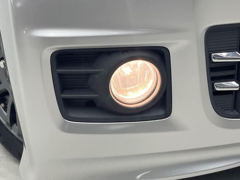 2015 Honda N-BOX CUSTOM DBA-JF1 (UW-6a98e517f1fc9)[11]