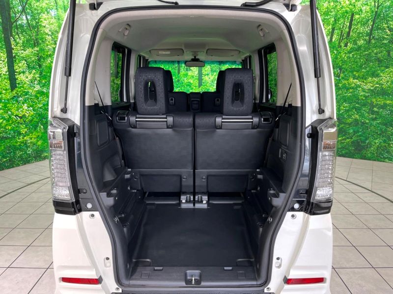 2015 Honda N-BOX+ Custom DBA-JF1 (UW-6a98e5204e8e4)[13]