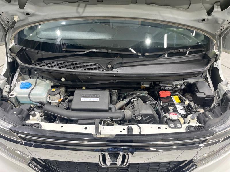 2019 Honda N-BOX CUSTOM DBA-JF3 (UW-6a98e52ca1cb2)[5]