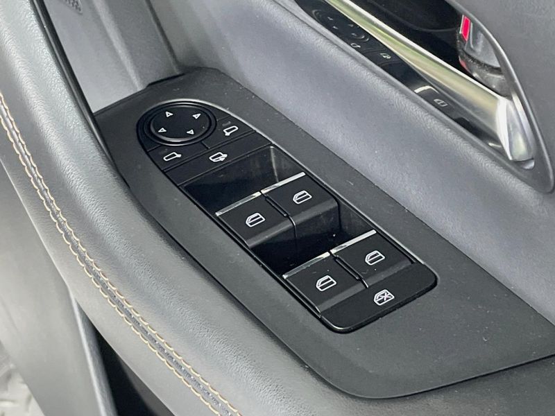 2024 Mazda CX-60 3DA-KH3P (UW-6a98e592ca04f)[26]