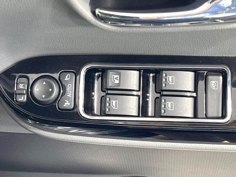 2020 Daihatsu Tanto 5BA-LA650S (UW-6a98e5d39e369)[9]