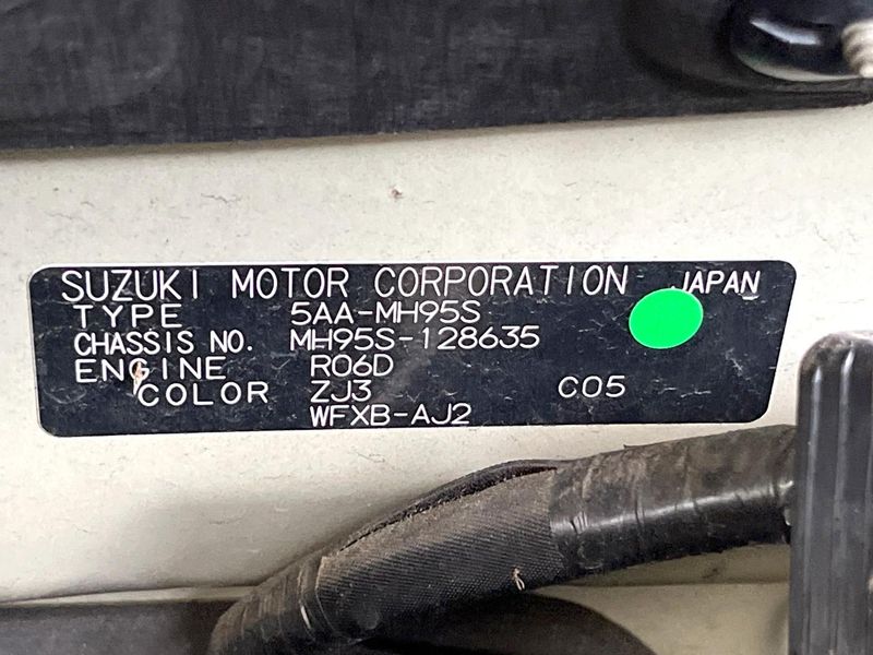 2020 Suzuki Wagon R 5AA-MH95S (UW-6a98e633badfa)[1]