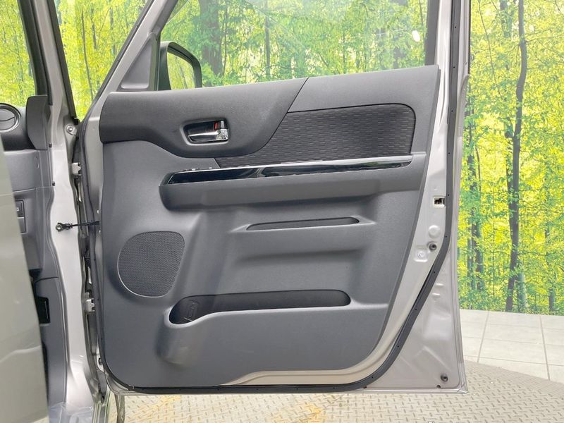 2013 Suzuki Spacia Custom DBA-MK32S (UW-6a98e63a3431c)[25]