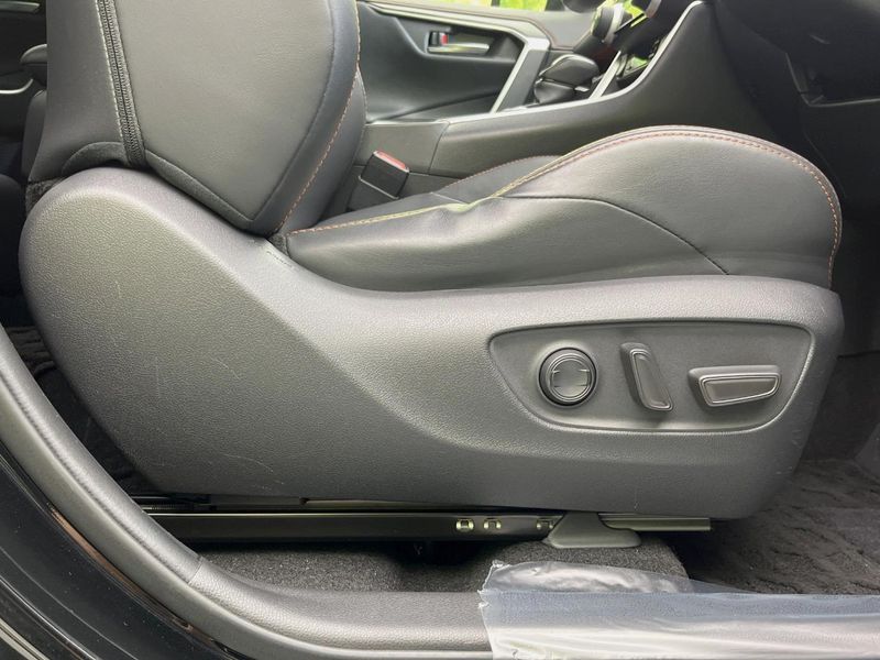 2019 Toyota RAV4 6BA-MXAA54 (UW-6a98e680009fc)[17]