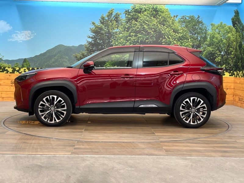 2023 Toyota Yaris Cross 6AA-MXPJ10 (UW-6a98e69791055)[8]