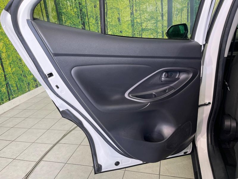 2021 Toyota Yaris Cross 6AA-MXPJ10 (UW-6a98e699a02a3)[8]