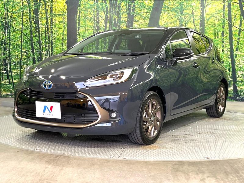 2024 Toyota Aqua 6AA-MXPK11 (UW-6a98e6a79f8a8)[17]