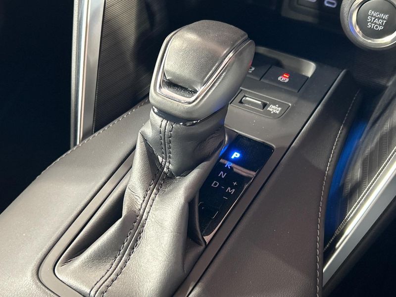 2025 Toyota Harrier 6BA-MXUA80 (UW-6a98e6c0835e5)[28]