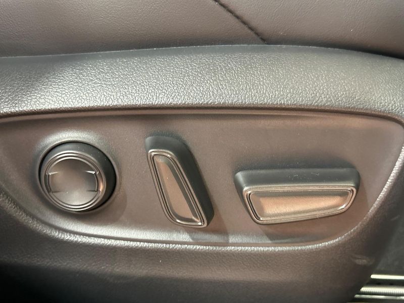 2025 Toyota Harrier 6BA-MXUA80 (UW-6a98e6c0835e5)[15]