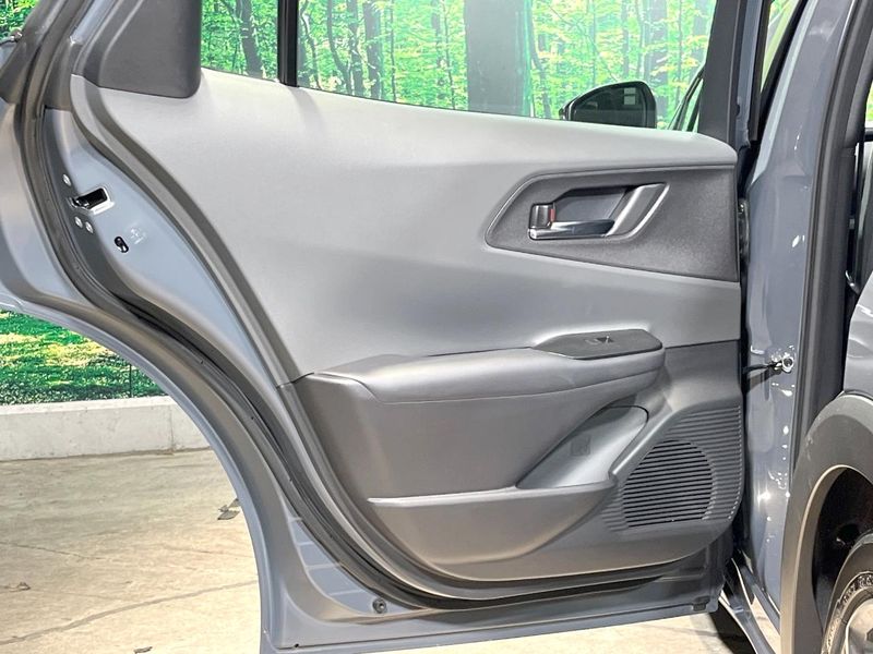 2023 Toyota Prius 6AA-MXWH60 (UW-6a98e6c606522)[6]