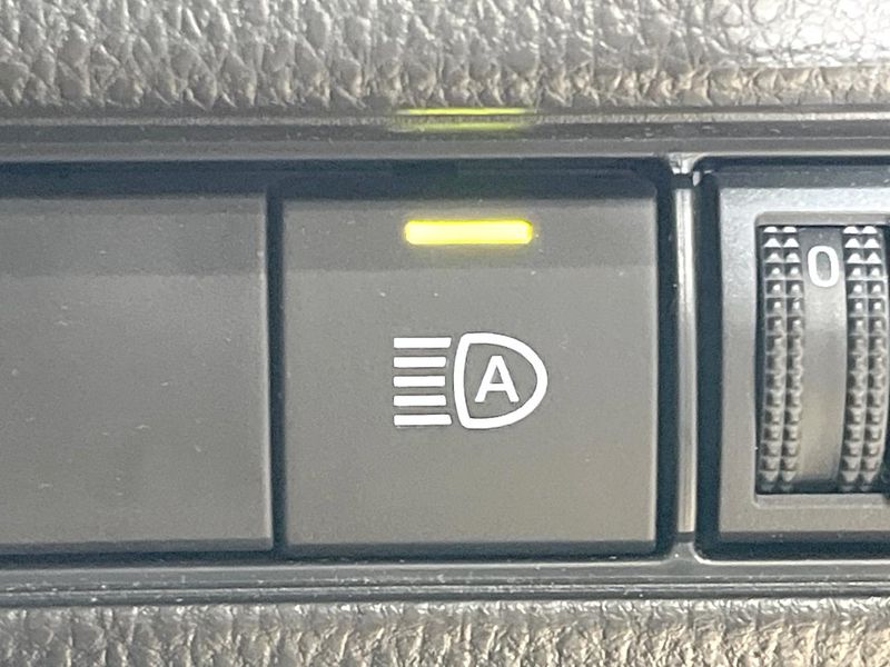 2023 Toyota Prius 6AA-MXWH60 (UW-6a98e6c606522)[16]