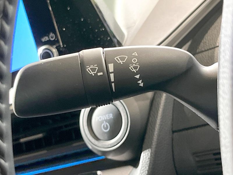 2023 Toyota Prius 6AA-MXWH60 (UW-6a98e6c606522)[21]