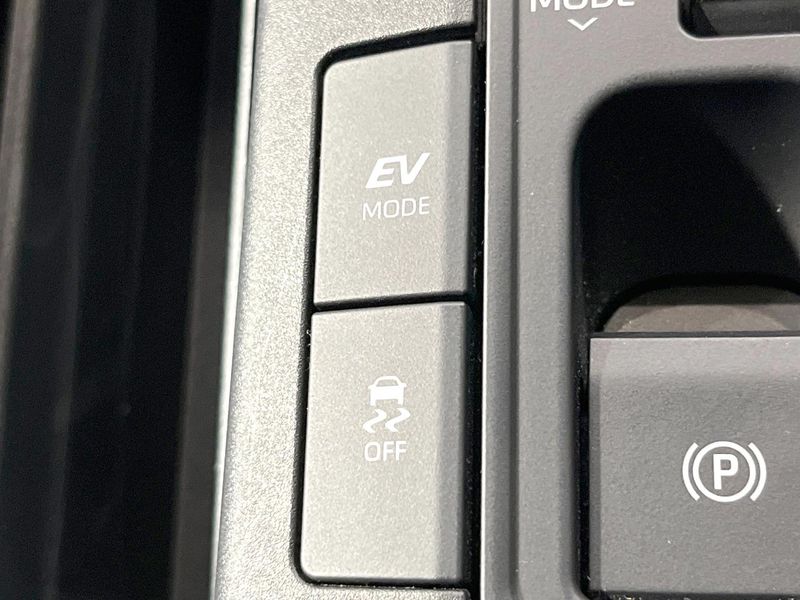 2023 Toyota Prius 6AA-MXWH60 (UW-6a98e6c606522)[28]