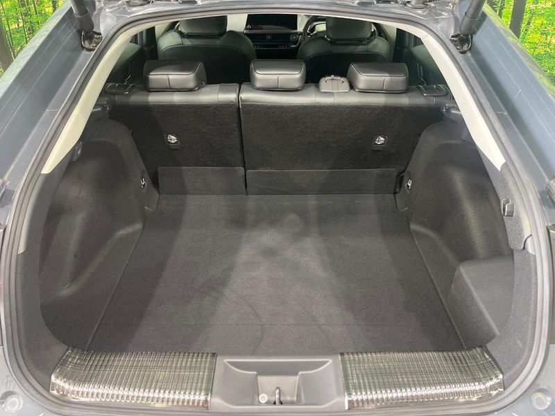 2024 Toyota Prius 6AA-MXWH60 (UW-6a98e6c84f105)[9]