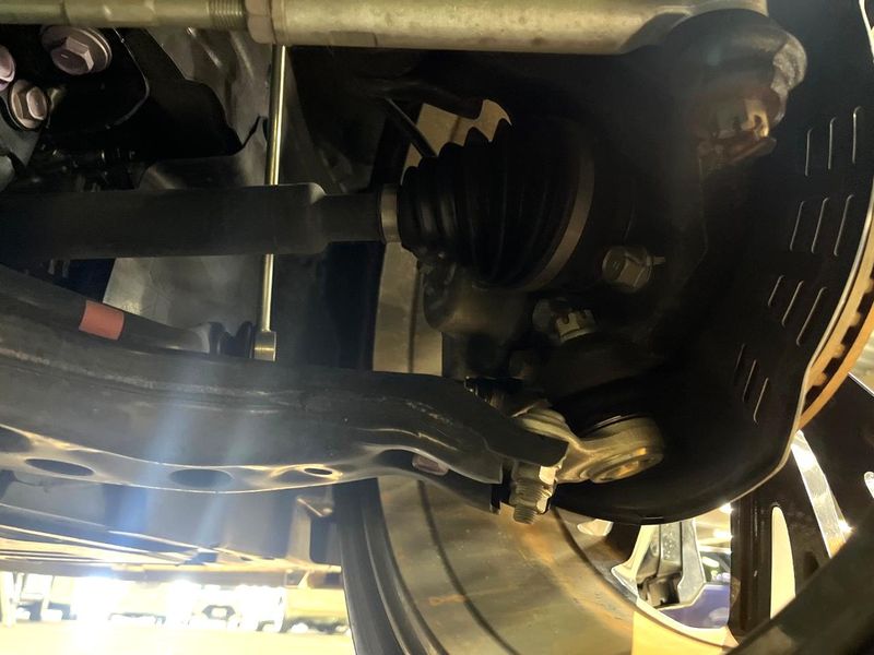 2024 Toyota Prius 6AA-MXWH60 (UW-6a98e6c90f72a)[11]