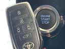 2022 Toyota Voxy 6BA-MZRA90W (UW-6a98e6d2e297f)[27]