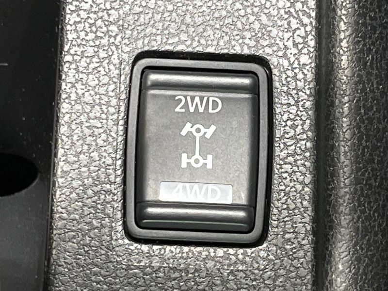 2018 Nissan Note DBA-NE12 (UW-6a98e6e190179)[26]