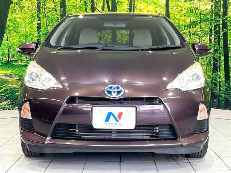 2014 Toyota Aqua DAA-NHP10 (UW-6a98e6e5d4518)[16]
